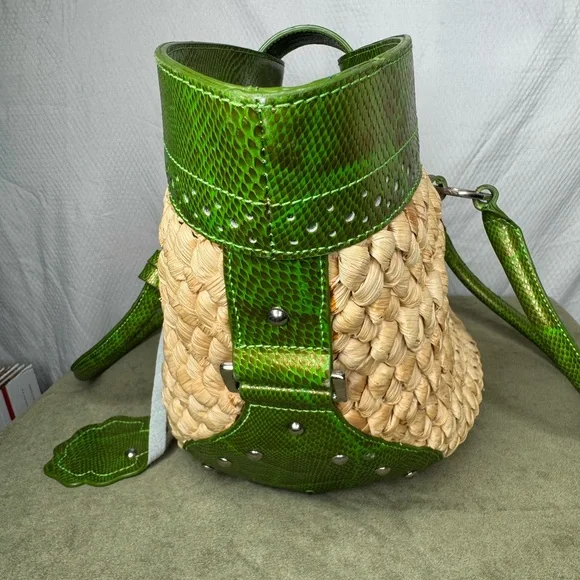 Large  Green and Tan Wicker Straw Rattan  Tote Bag Tagged Magnolia Zurich - Picture 5 of 10